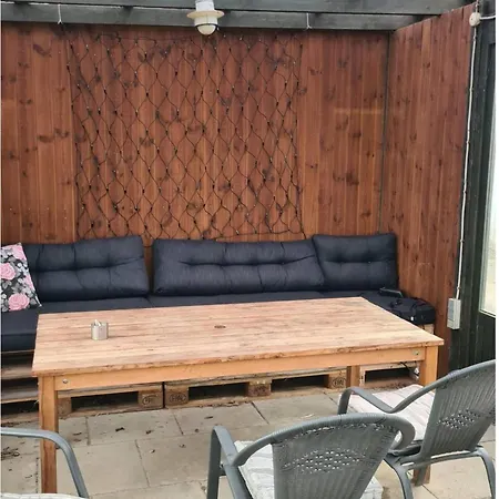 Vaerelse Til Leje 3 乡村民宿 *